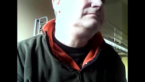 englishguysurrey online show from March 5, 2026, 4:03 pm