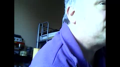 englishguysurrey online show from April 19, 2026, 6:13 am