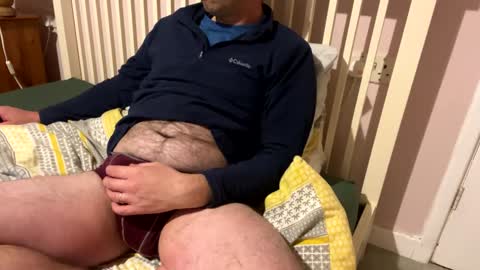 englishshyguyuk online show from December 5, 2024, 7:17 pm