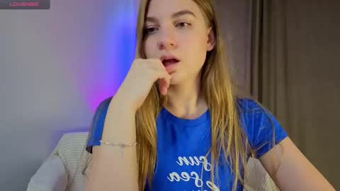 enjoyeverymoment_ online show from October 6, 2025, 1:19 pm