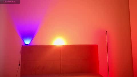 enjoyeverymoment_ online show from November 25, 2025, 7:52 am