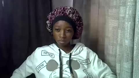 Snapshot of enkarxx chatting on October 2, 2025, 12:23 pm enkarxx online show from October 2, 2025, 12:23 pm