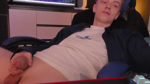 Enker online show from December 7, 2024, 11:34 pm