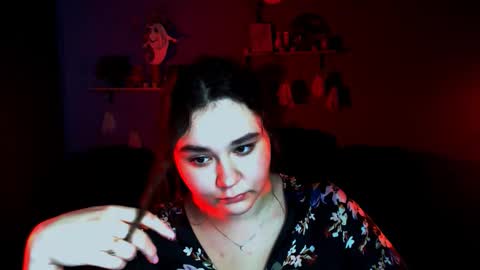 enny_mrr online show from November 3, 2025, 3:46 pm