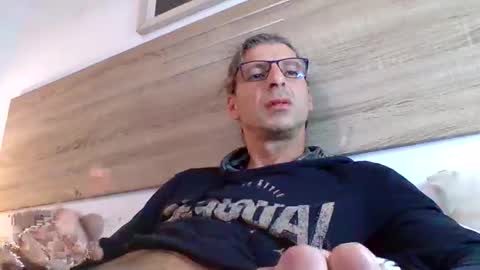 rineking online show from December 2, 2025, 11:45 pm