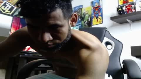 Snapshot of enriblack92 chatting on April 5, 2026, 11:46 pm enriblack92 online show from April 5, 2026, 11:46 pm