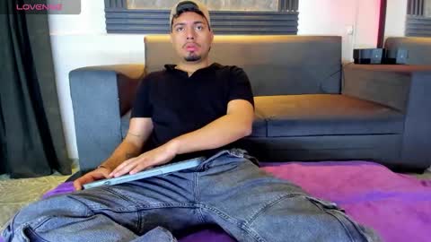 enrique online show from October 12, 2025, 12:59 pm