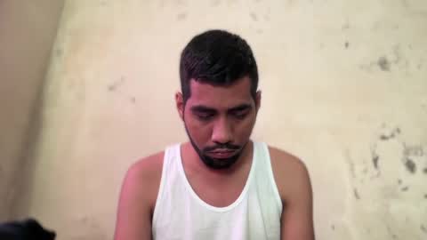 Snapshot of enriquegc197 chatting on January 1, 2025, 2:20 pm Enriquegc197 online show from January 1, 2025, 2:20 pm