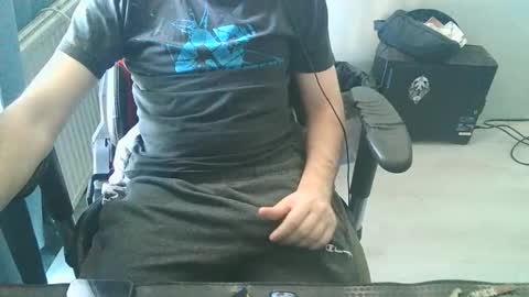 enriquexxx21xxx online show from September 12, 2025, 3:01 pm