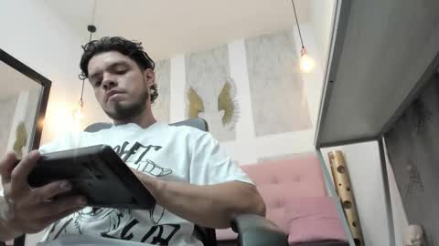    online show from January 11, 2026, 3:33 am