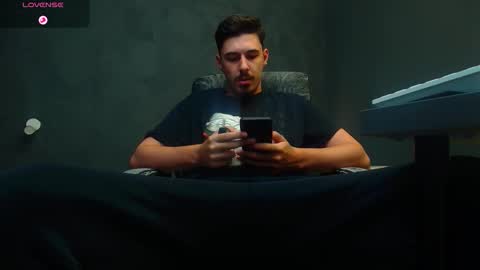 EnzoRace online show from September 22, 2025, 4:36 am