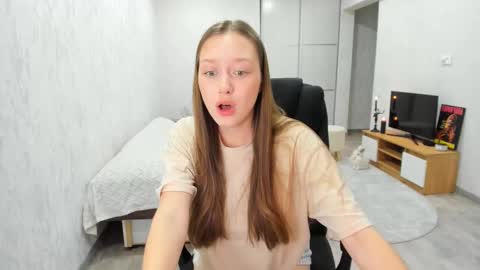 Snapshot of ephorium chatting on February 16, 2025, 2:21 pm Renata online show from February 16, 2025, 2:21 pm