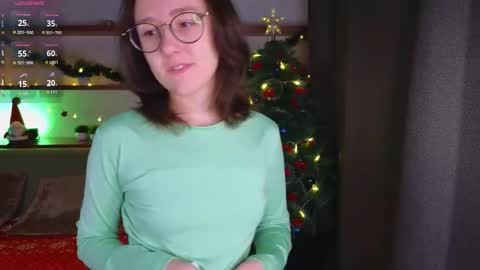 Snapshot of epifaniatoedebusch chatting on December 22, 2025, 1:13 am Kira online show from December 22, 2025, 1:13 am