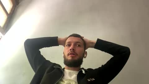 Snapshot of er1c_reeves chatting on November 10, 2025, 2:16 pm Eric Reeves online show from November 10, 2025, 2:16 pm