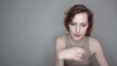 Erdbeeren mit Sahne online show from January 21, 2025, 6:22 am