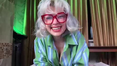 Snapshot of erectioneeering chatting on May 18, 2026, 7:09 pm Alissa online show from May 18, 2026, 7:09 pm