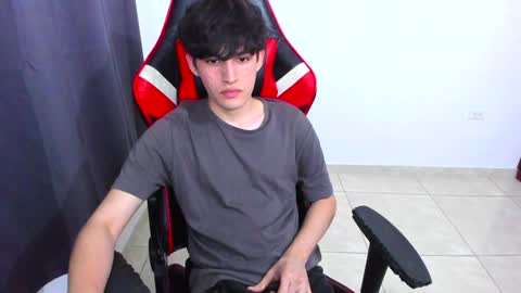 eren_tatakae online show from January 17, 2025, 12:20 am