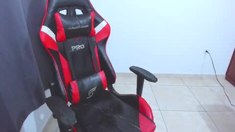 eren_tatakae online show from October 3, 2025, 1:57 am