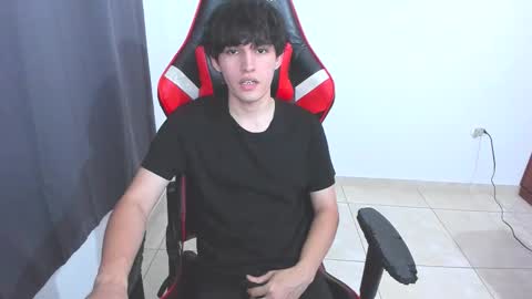 eren_tatakae online show from October 10, 2025, 2:32 am