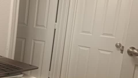 eric4698523103 online show from April 20, 2026, 3:42 am