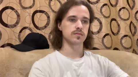 Eric online show from November 5, 2025, 6:52 pm