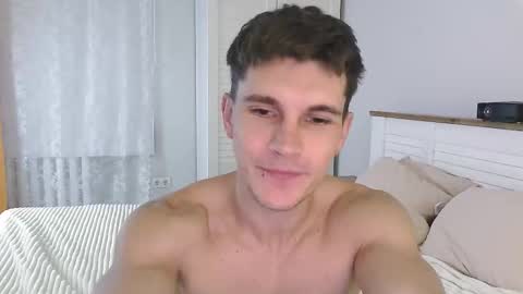 Eric Crush online show from September 17, 2025, 4:14 am