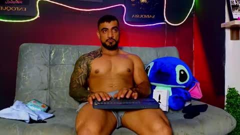 Brayan online show from April 16, 2026, 2:56 am