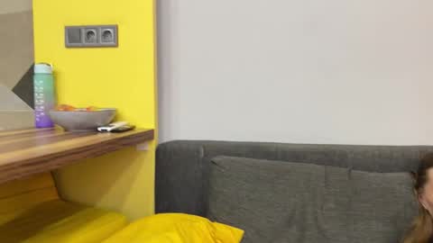 erica_dav online show from October 10, 2025, 4:00 am