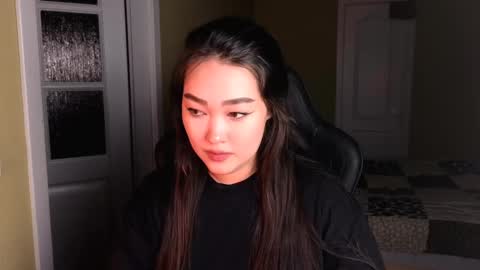 Snapshot of erica_wayne chatting on February 14, 2025, 5:57 pm Erica Wayne online show from February 14, 2025, 5:57 pm