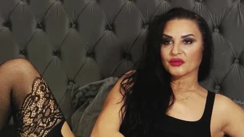 Erica online show from December 2, 2024, 10:12 pm