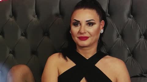 Erica online show from February 12, 2025, 8:07 pm