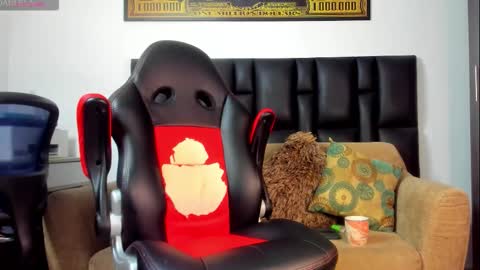 Snapshot of erick_blake_ chatting on February 6, 2026, 3:55 am my online show from February 6, 2026, 3:55 am