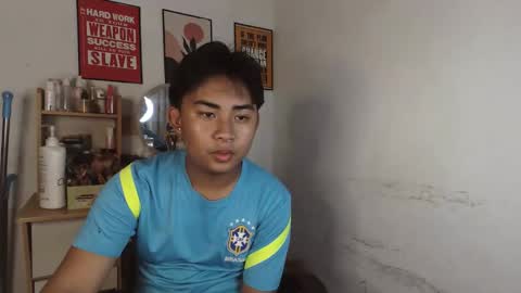 erick_cummer30 online show from May 5, 2026, 6:43 am