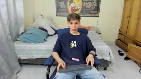 erick_de_rossee online show from December 4, 2025, 7:00 pm