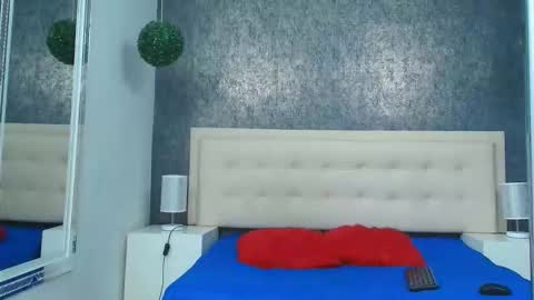   online show from November 9, 2025, 4:22 am