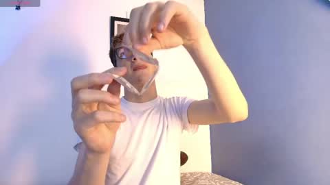 I am Erik online show from May 8, 2026, 8:58 pm
