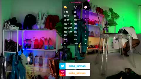 Snapshot of erika_kirman chatting on October 7, 2025, 10:12 am Erika      online show from October 7, 2025, 10:12 am