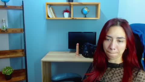 Snapshot of erika_stevens chatting on December 28, 2024, 3:26 pm E R I K A - SAGITARIO..... online show from December 28, 2024, 3:26 pm