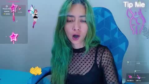 Snapshot of erika_stevens chatting on October 13, 2025, 3:45 pm E R I K A - SAGITARIO..... online show from October 13, 2025, 3:45 pm