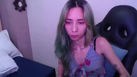 E R I K A - SAGITARIO..... online show from November 23, 2025, 3:56 pm