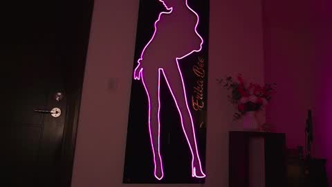 Venus Skye online show from September 27, 2025, 8:14 pm