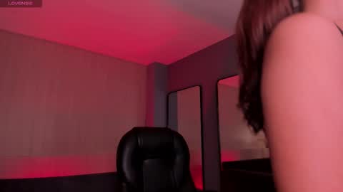 Erika Benz online show from February 6, 2026, 12:30 pm