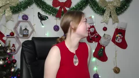Snapshot of erikafanks chatting on December 24, 2024, 6:55 am erikafanks online show from December 24, 2024, 6:55 am