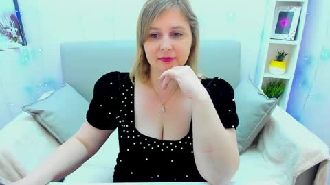 Adelina online show from May 24, 2026, 1:21 am