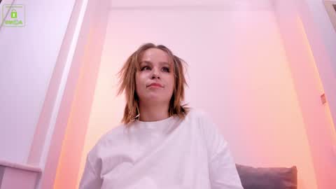 Erika online show from December 9, 2024, 4:12 am