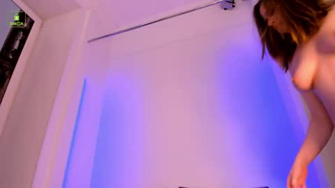 Snapshot of erikalustx chatting on May 4, 2026, 4:08 am Erika online show from May 4, 2026, 4:08 am