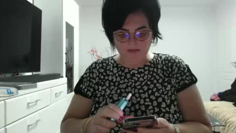 Erika online show from February 2, 2026, 7:12 pm