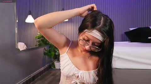 Eri  online show from February 1, 2026, 12:15 pm