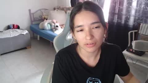 erina_1 online show from March 2, 2026, 4:47 pm