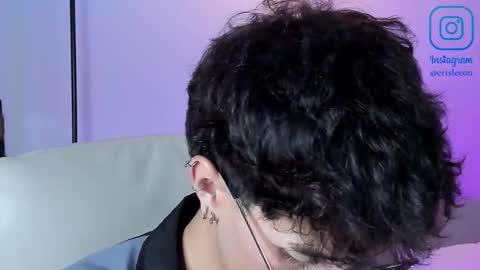   online show from November 17, 2025, 7:25 am